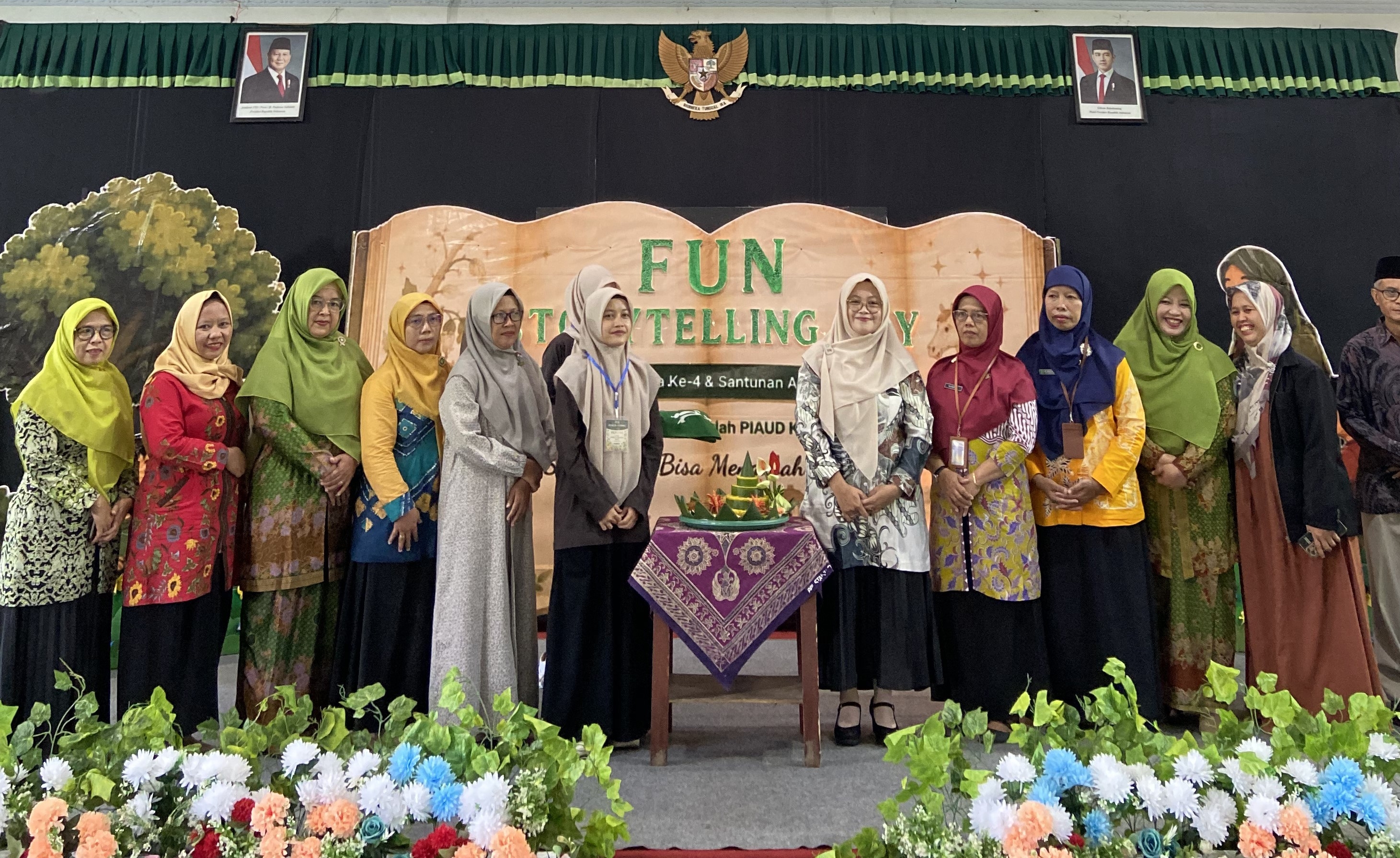 Pemotongan Tumpeng Warnai Puncak Harlah ke-10 Prodi PIAUD STAINU Purworejo